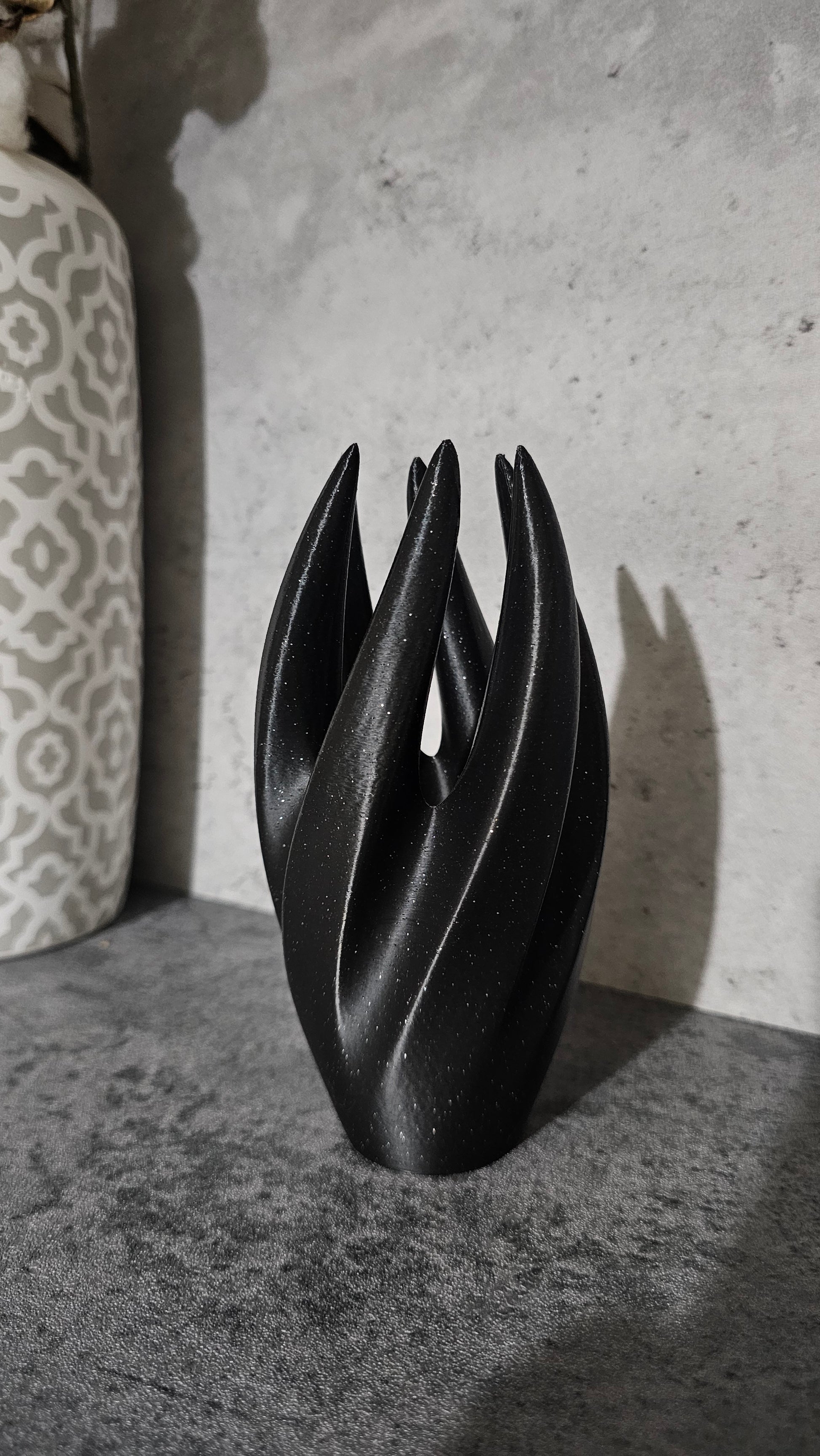 Twisted Style Ring Holder - Minimalist Vriden Ring Display Stand - Danielle and Jason Baker LLC - Danielle Baker's Boutique