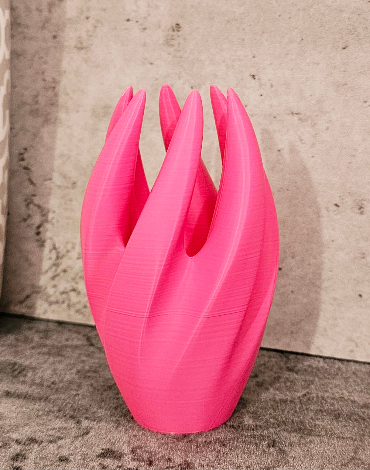 Twisted Style Ring Holder - Minimalist Vriden Ring Display Stand - Danielle and Jason Baker LLC - Danielle Baker's Boutique