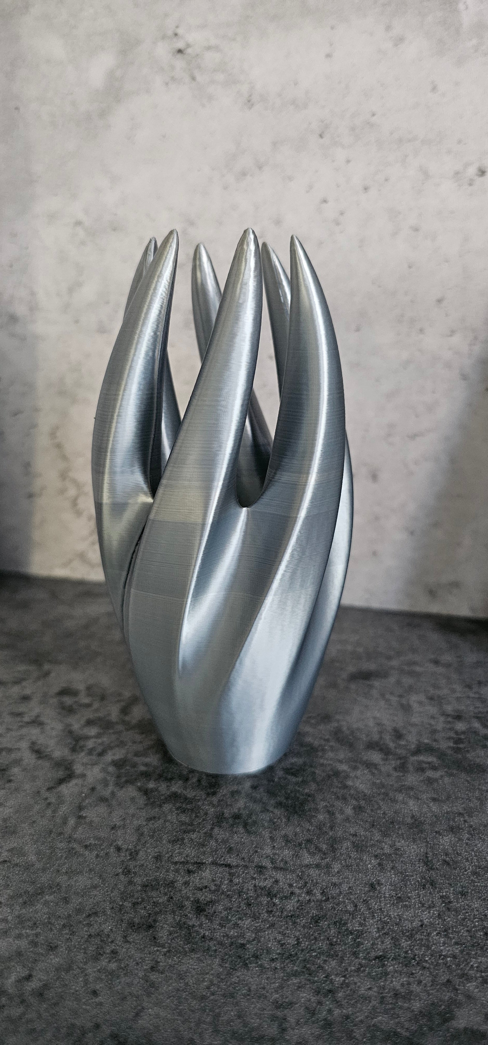 Twisted Style Ring Holder - Minimalist Vriden Ring Display Stand - Danielle and Jason Baker LLC - Danielle Baker's Boutique